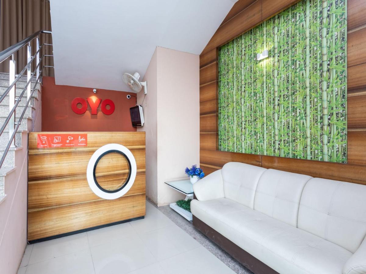 SPOT ON 73694 Hotel Prakash Saharanpur Bagian luar foto